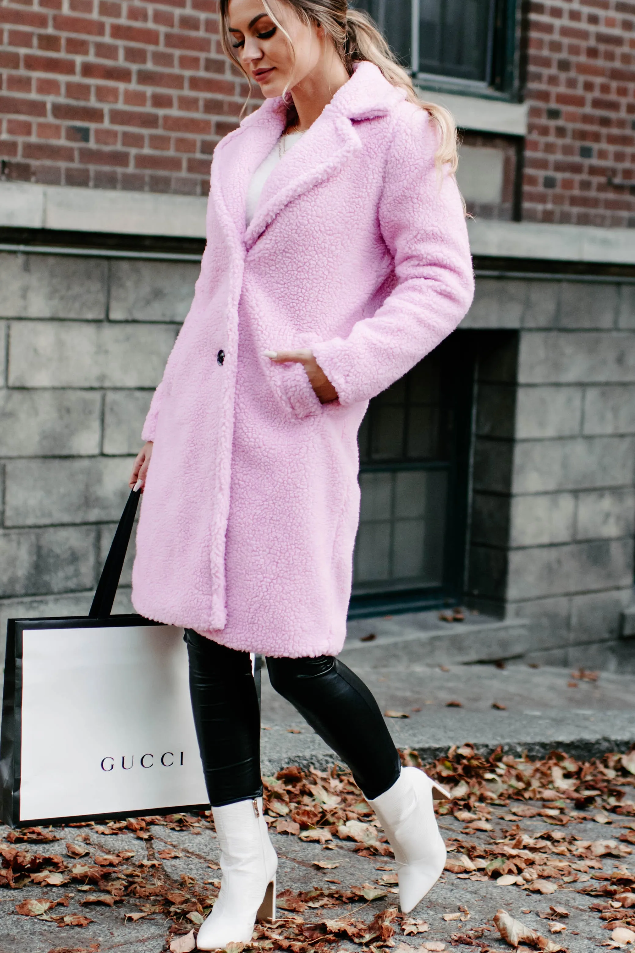 A Ballad Of Love Teddy Sherpa Coat (Pink)