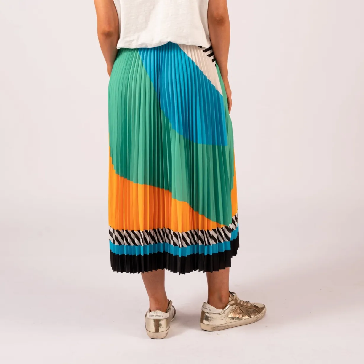 Abstract Print Pleated Skirt - Multi