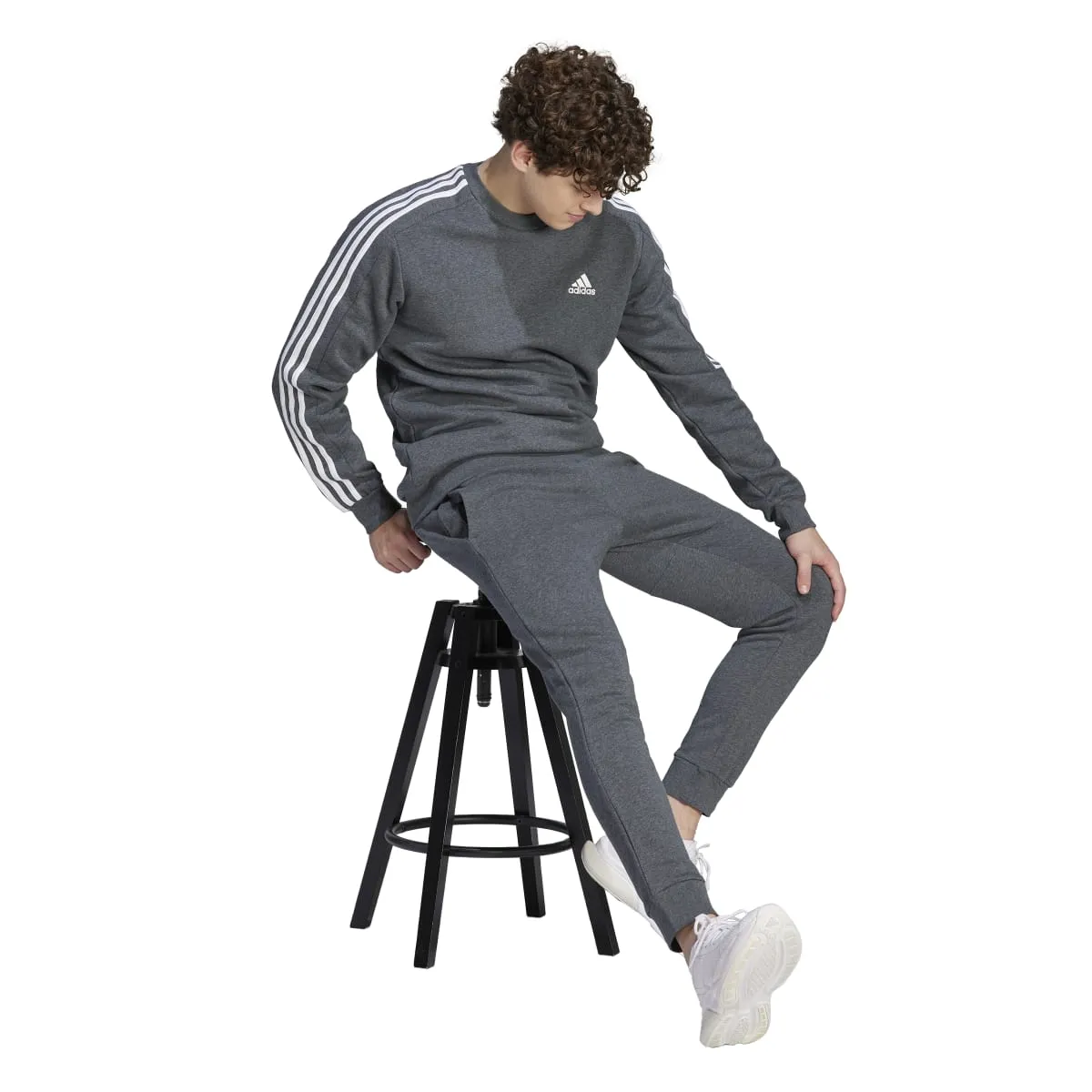 adidas Men's Essentials Fleece Tapered Cuff Big Logo Joggers