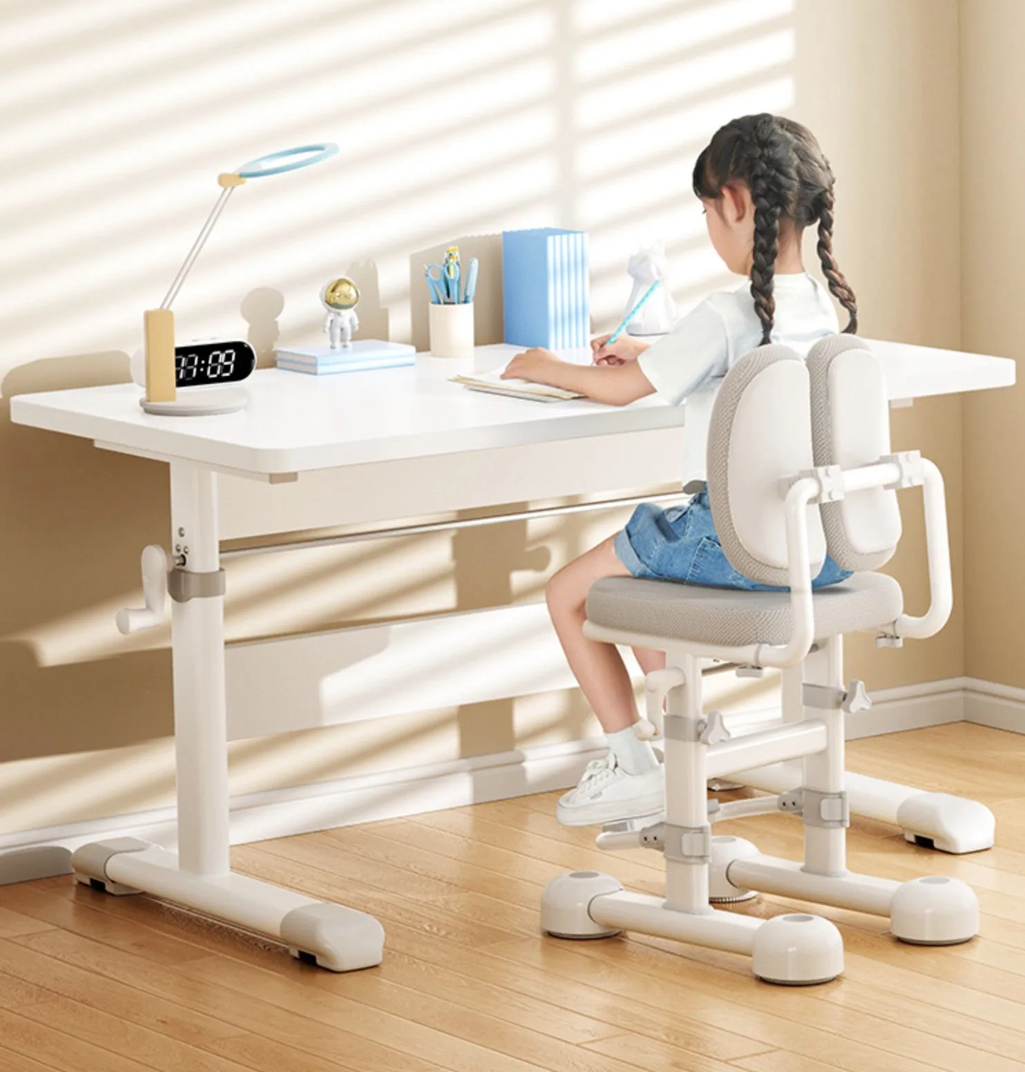 Adjustable Kids Study Desk 120 x 60CM