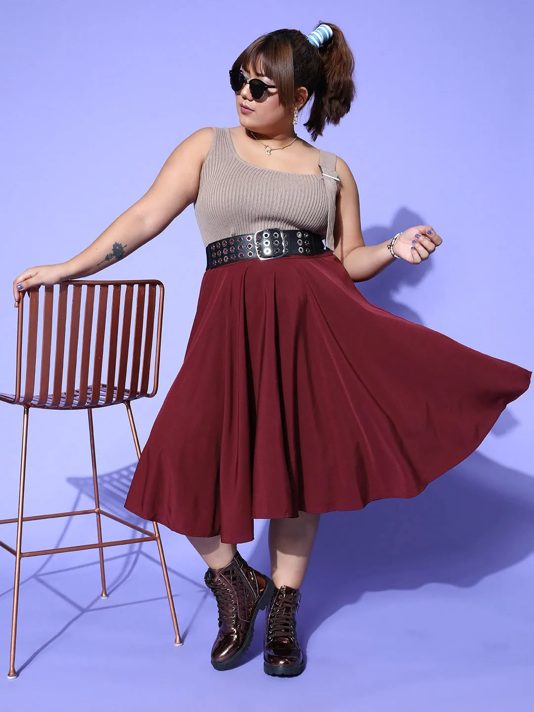 Berrylush Women Plus Size Solid Maroon Asymmetric Hem A-Line Midi Skirt