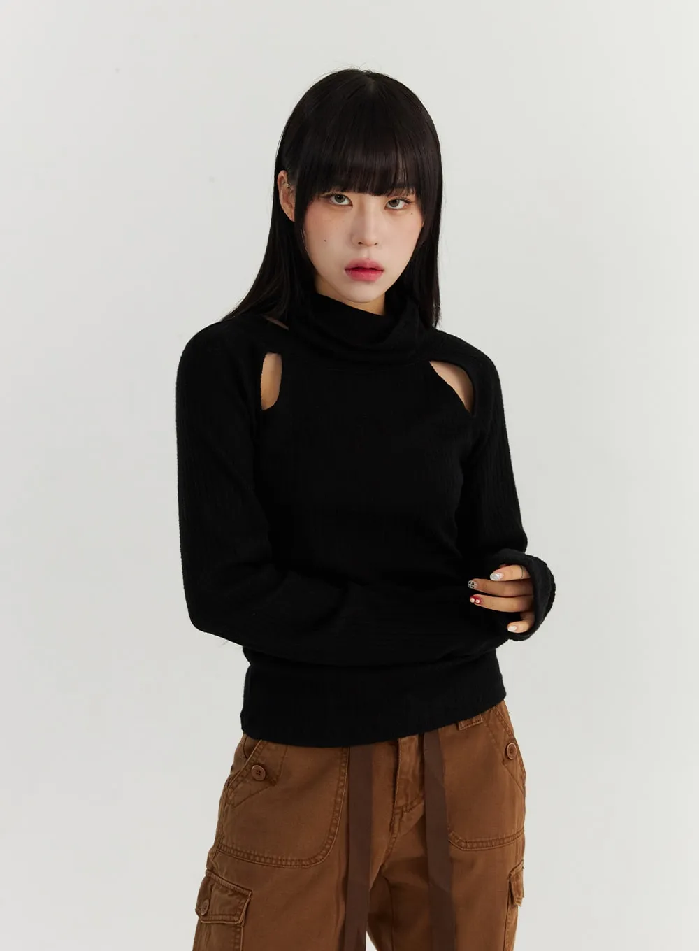 Cutout Turtleneck Top CO319