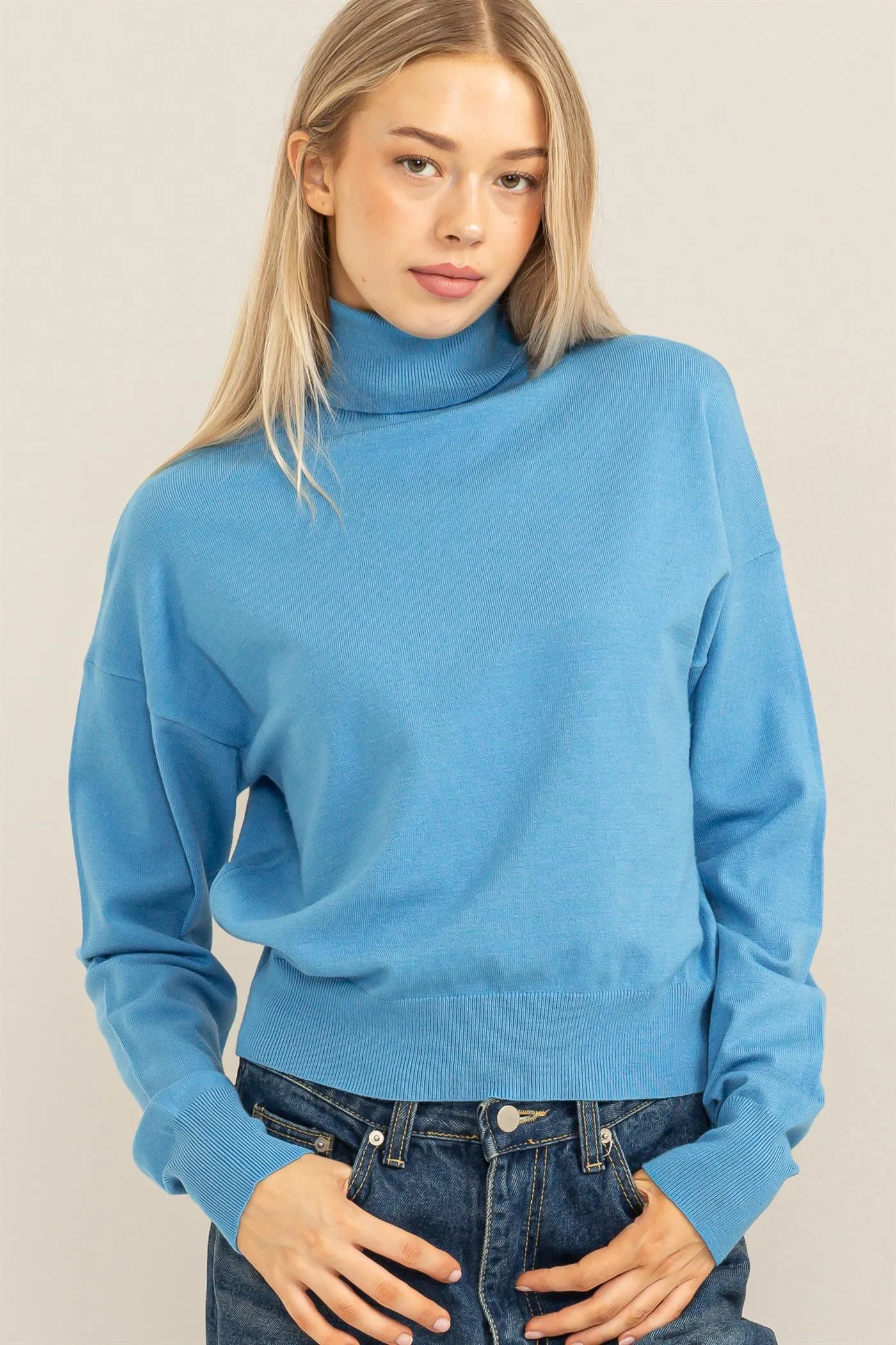 DZ23F201-Turtleneck Sweater