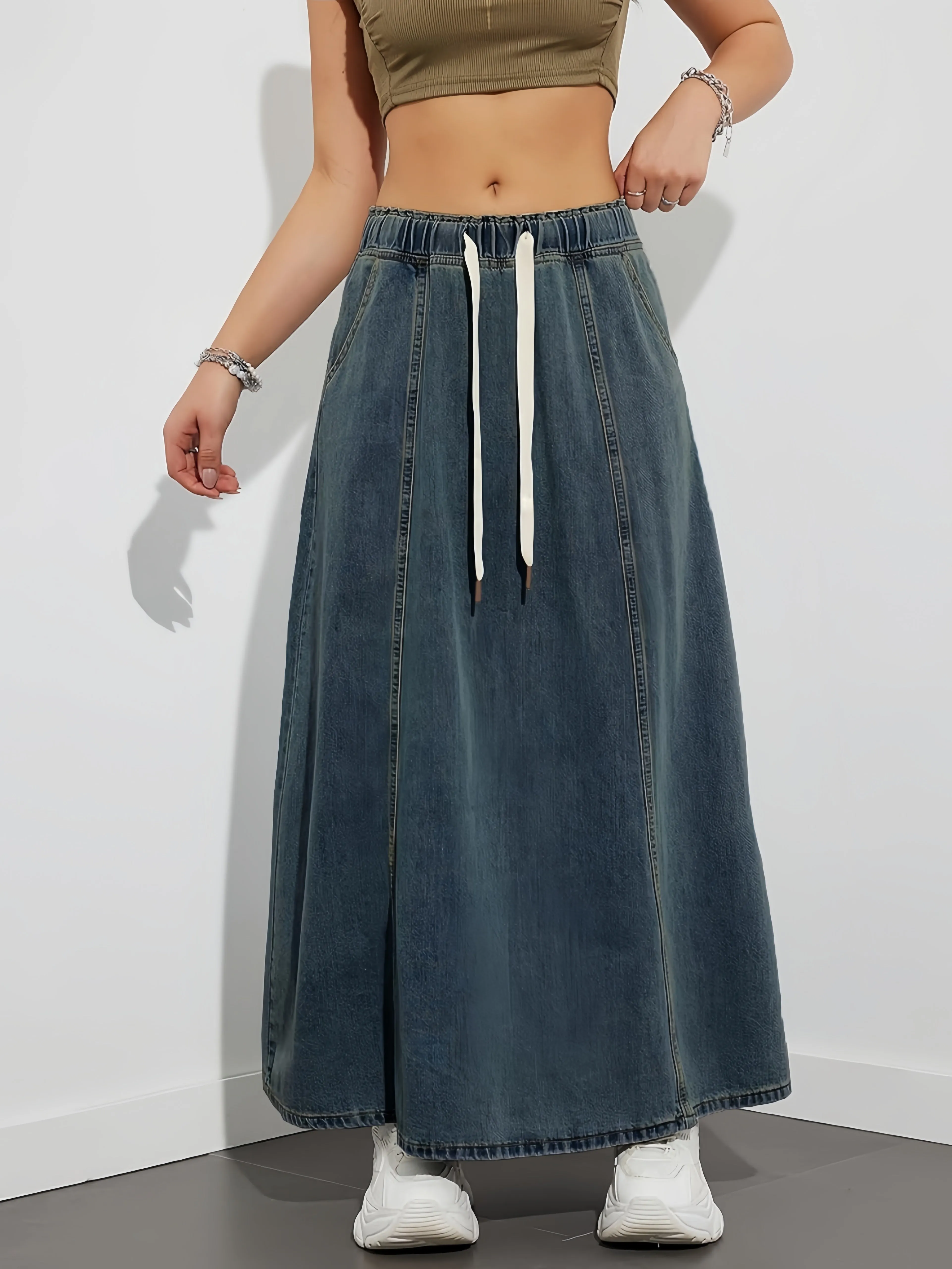 Elegant Women's Denim Midi Skirt with Pockets - Stretch Waist, Loose Fit, Non-Stretch Fabric, Machine Washable - Perfect for Spring/Summer/Fall