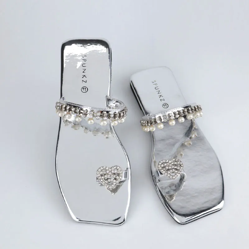 Fancy Kolhapuri Pearl Design Flat Toe Ring Toe Sandals