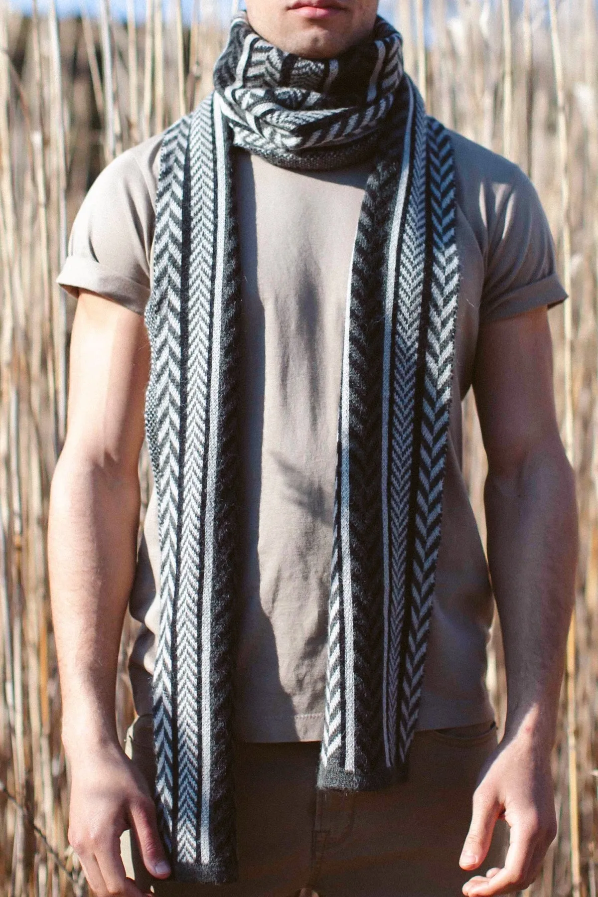 Herringbone Stripe Turtleneck Knitted Scarf