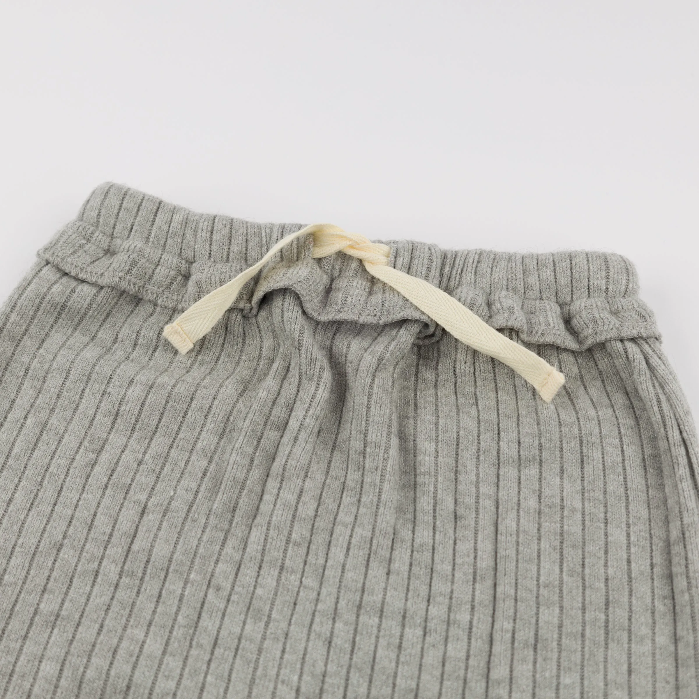 oh baby! Wide Rib Fuzzy Sweater Knit Brooklyn Jogger Pants - Heather Gray