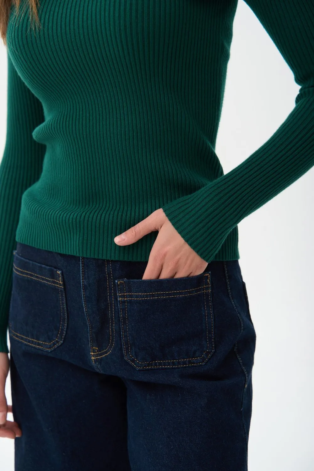 Ribbed turtleneck sweater in color green