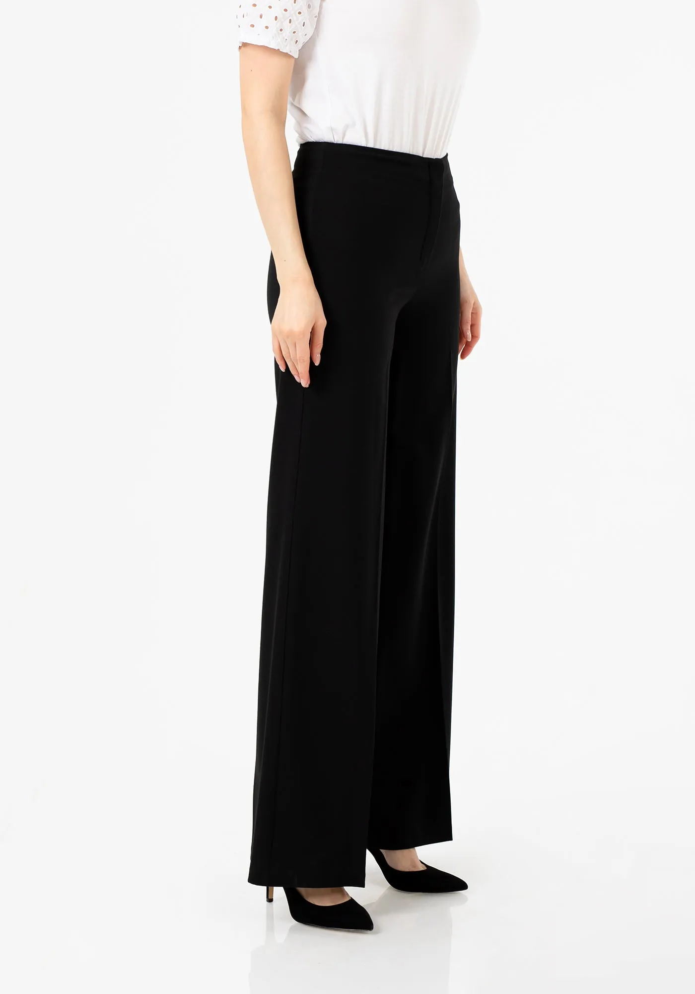 Wide-Leg Pants for a Sleek and Stylish Look